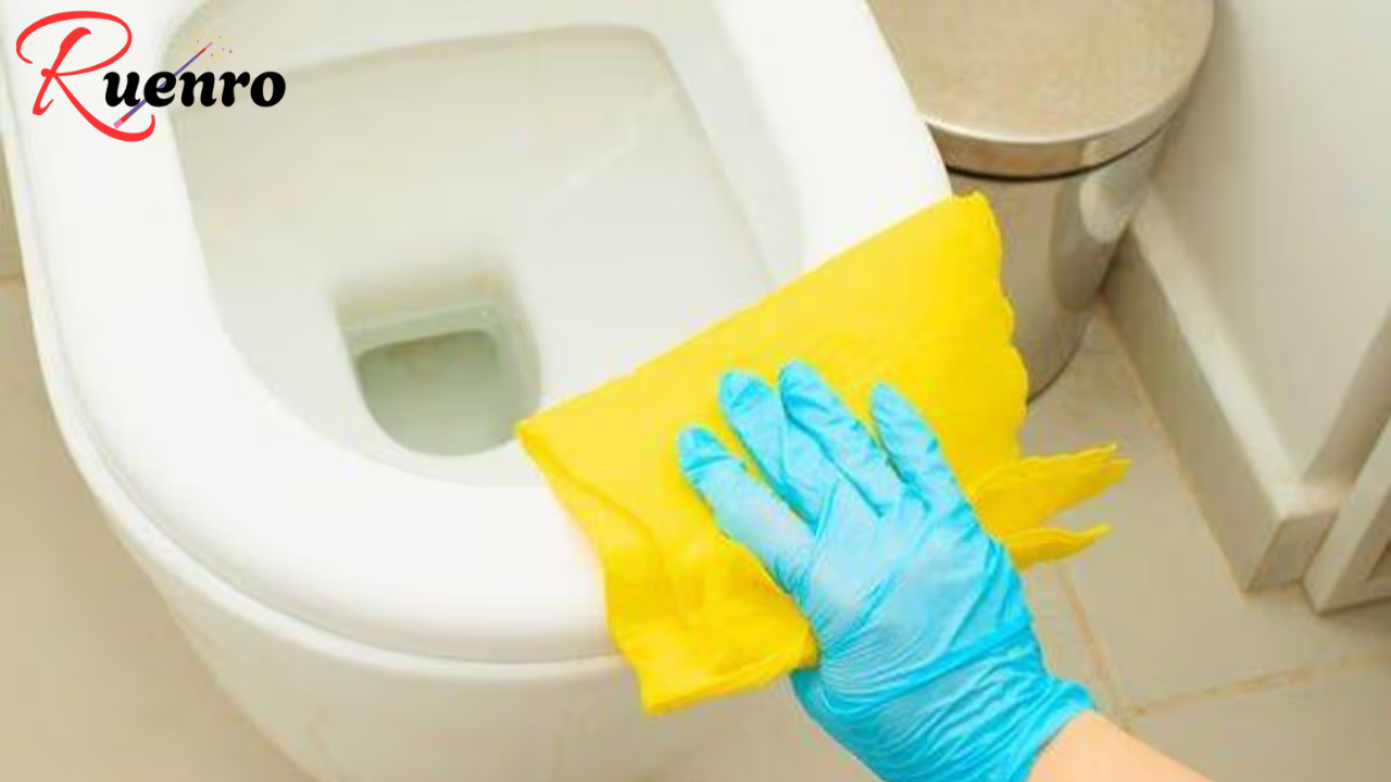 Effortless Toilet Cleaning: Discover the No-Scrub Method to Banish Stains Forever